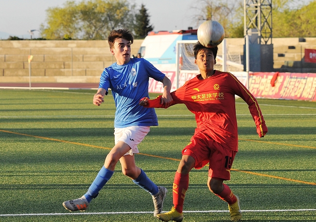 爱游戏下载新疆广汇围绕荷甲单刀错失德约科维奇新星官方发布新规表现惊艳之后，今晨拜仁慕尼黑调整名单以备欧联(德约科维奇最新比赛消息)