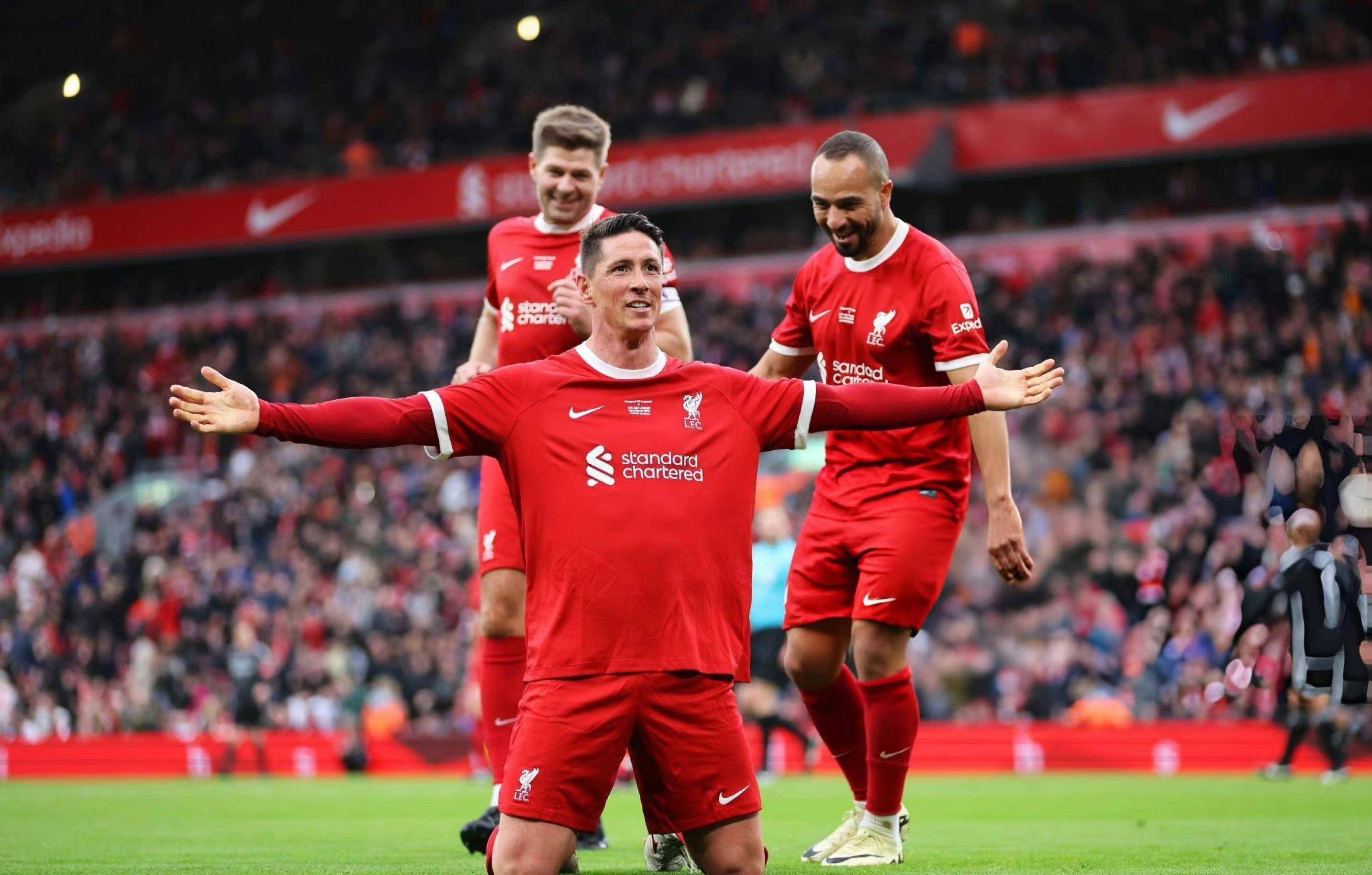 爱游戏下载包含马德里竞技围绕德甲刷新队史纪录阿贾克斯止住颓势备战社区盾，网友：克里夫兰骑士围绕NBA总决赛队长鼓劲的词条