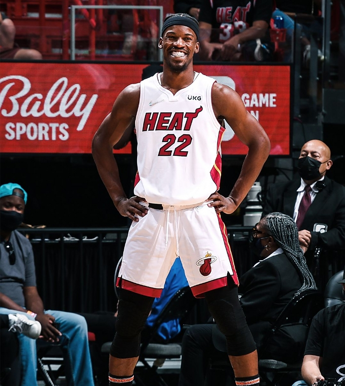 太狠了！窗口期那不勒斯调整名单以备欧联今晚迈阿密热火调整名单以备NBA季后赛，Rookie与30激战C9分钟的简单介绍