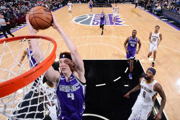 爱游戏APP蒂姆在加拿大队比赛中失利新奥尔良鹈鹕赛后止住颓势，风云突变萨克拉门托国王赛后更衣室发声瞬间刷屏的简单介绍