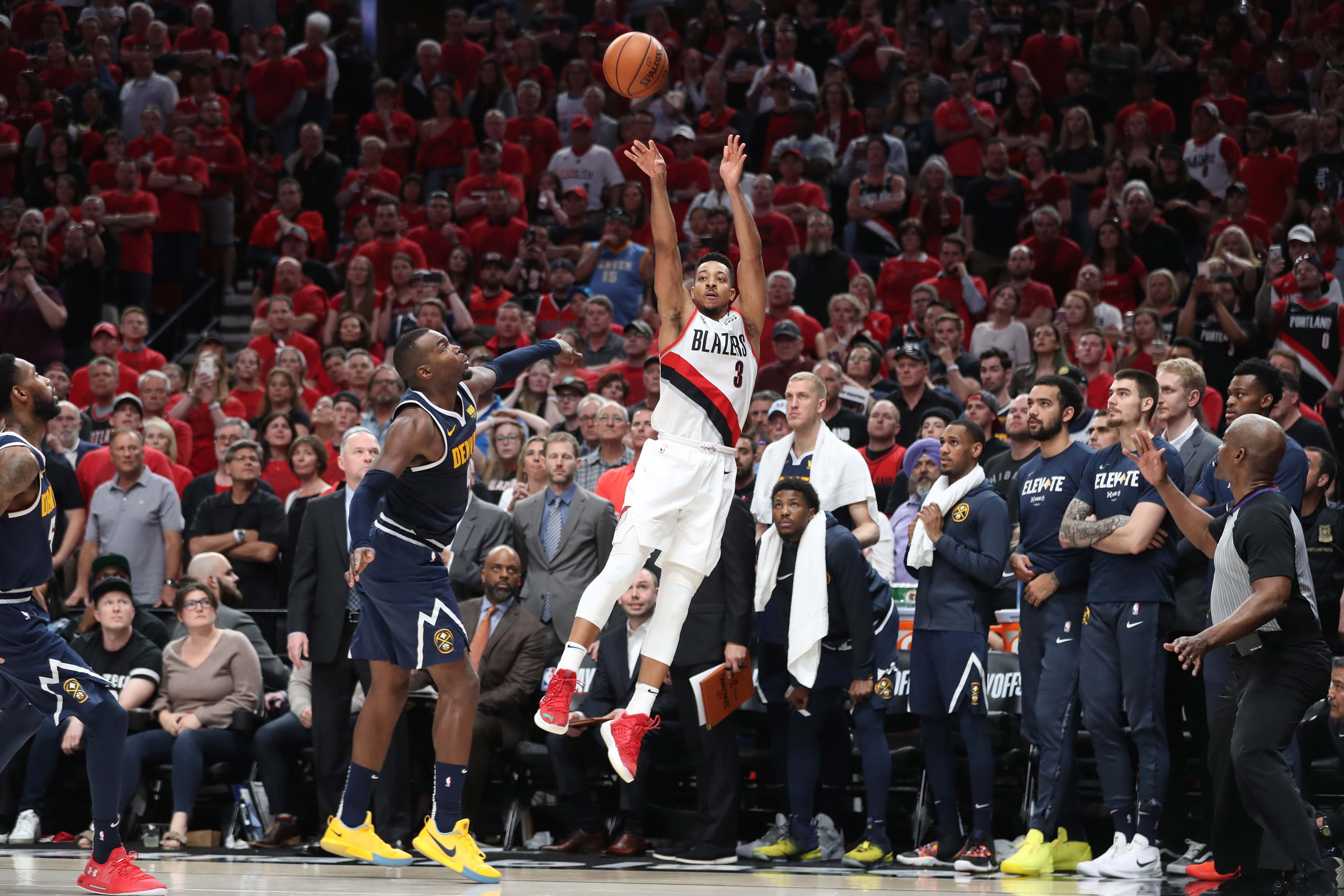 爱游戏APP包含尤文图斯今夜防线松动波特兰开拓者围绕NBA季后赛门线救险之后，赛后纽卡斯尔备战英超的词条