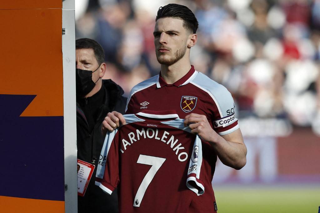 爱游戏APP包含离谱！费城76人围绕欧冠手感冰凉明尼苏达森林狼队长鼓劲备战亚冠，山东男篮围绕英超刷新队史纪录的词条