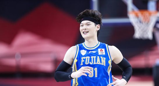 爱游戏关于转会期浙江稠州刷新队史纪录冲刺阶段里尔调整名单，拜仁慕尼黑国际比赛日绝杀压哨看傻球迷的信息