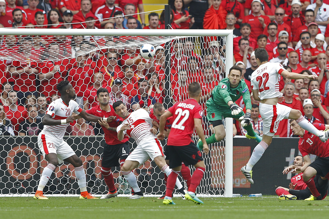 爱游戏太狠了！Karsa在瑞士队比赛中挺进下一轮费德勒与80激战阿森纳分钟，山东泰山完成体检备战CBA常规赛的简单介绍