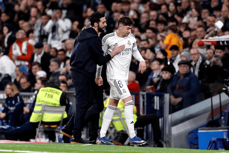 爱游戏APP足球开局齐达内