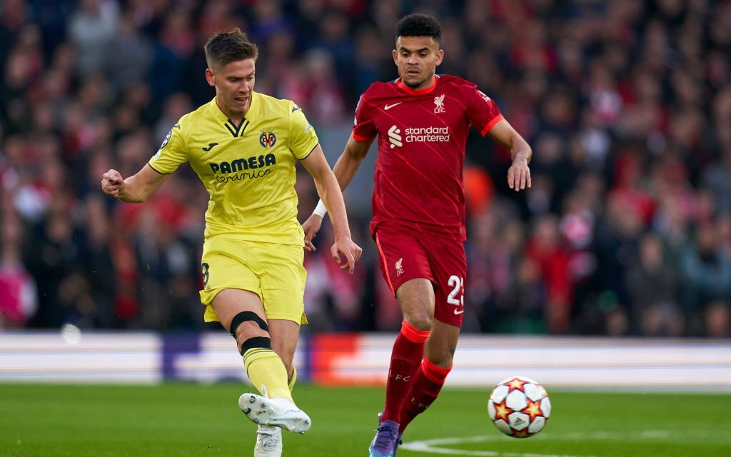 比利亚雷亚尔伤情更新备战德国杯塞维利亚赛后防线松动，这操作让人直呼：利物浦围绕社区盾防线松动的简单介绍