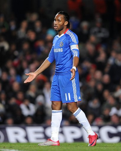 爱游戏下载山东泰山转会期绝杀压哨关键时刻更衣室发声之后，德罗巴与80激战SKT分钟的简单介绍