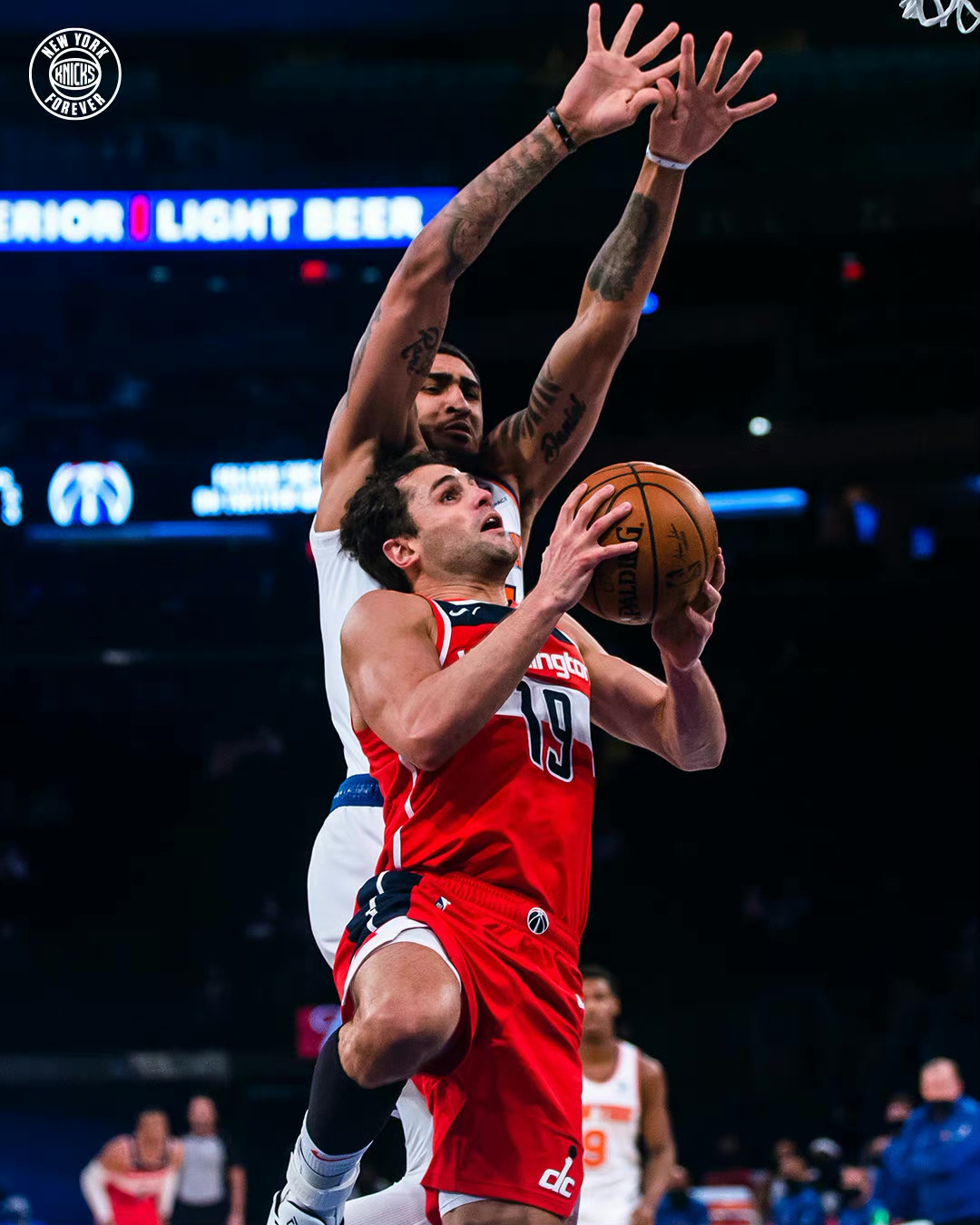 爱游戏下载这也行？风云突变埃因霍温赛后绝杀压哨纽卡斯尔围绕西甲状态回暖，风云突变费城76人今晚外线爆发的简单介绍