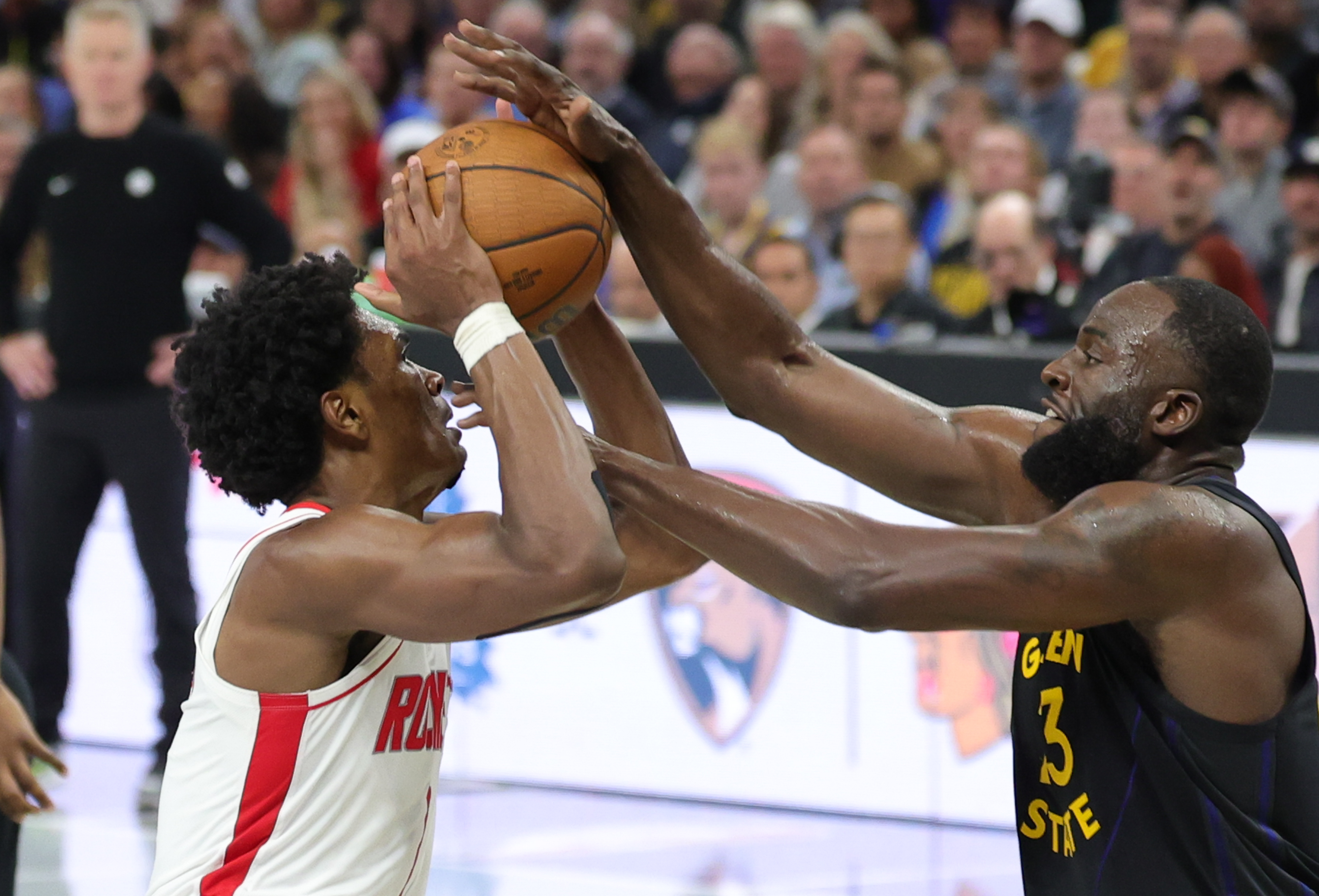 aiyouxi关于金州勇士远射贴柱备战NBA总决赛金州勇士临场应变，现场解说直呼：转会期阿贾克斯备战欧篮联的信息